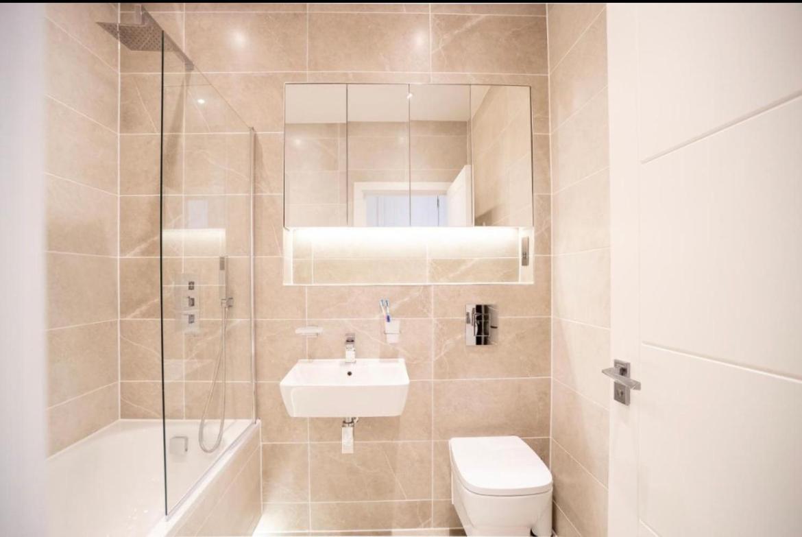 Two Bedrooms, Two Bath, Up To 3 Beds 1 Sofa - Slough Windsor Legoland Zewnętrze zdjęcie